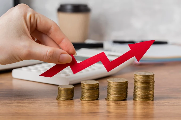 growth arrow reflecting how good bookkeeping services maximize profitability