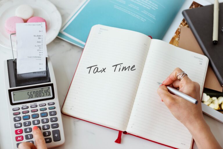 Canadian tax filing dates for 2026 with NETFILE and CRA deadlines